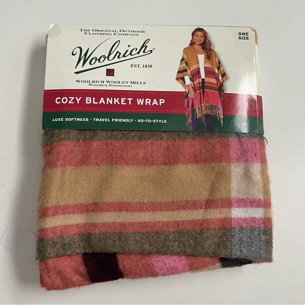 Woolrich Cozy Blanket Wrap Poncho Scarf Soft Plaid Travel Tan Red Black Pink